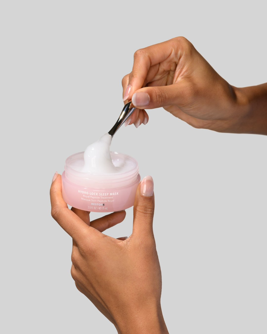 HYDROPEPTIDE HYDRO LOCK SLEEP MASK 
Hydratačný krém a maska. Dlhodobá hydratácia, regenerácia a spevnenie pleti. Kráľovské peptidy pre výživu pleti.