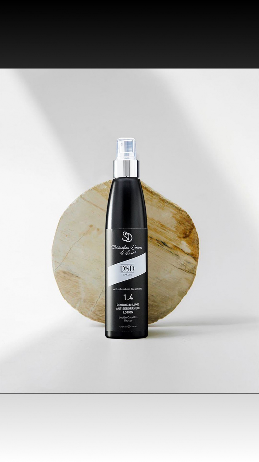 DSD SIMONE DE LUXE ANTISEBORRHEIC LOTION 
1.4L Vlasové hnojivo pri seborei a lupinách. Seboroická dermatitída vo vlasoch.