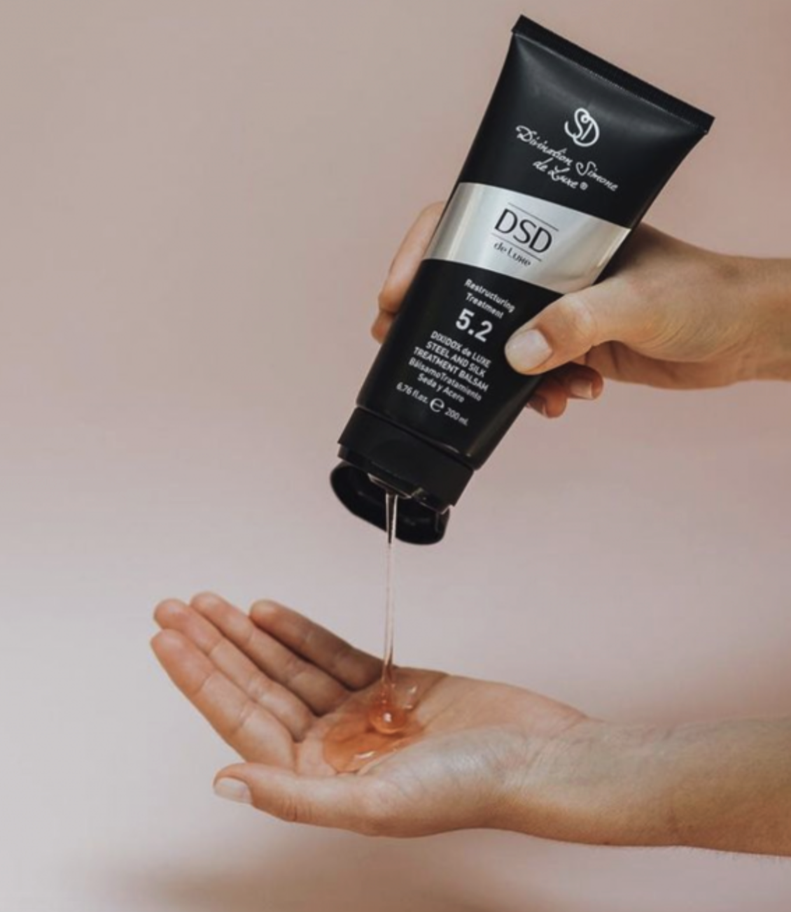 DARČEK VZORKA - DSD DE LUXE STEEL AND SILK TREATMENT BALSAM 
Balzám na spevnenie a regeneráciu vlasov, proti ich vypadávaniu.
