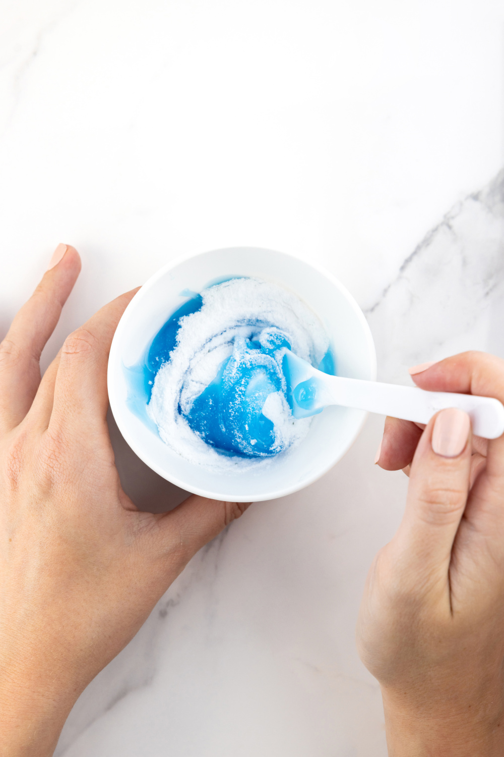 HYDROPEPTIDE BRIGHTEN & GLOW JELLY MASK 
Dvojstupňová hydrogelová rozjasňujúca a anti age maska