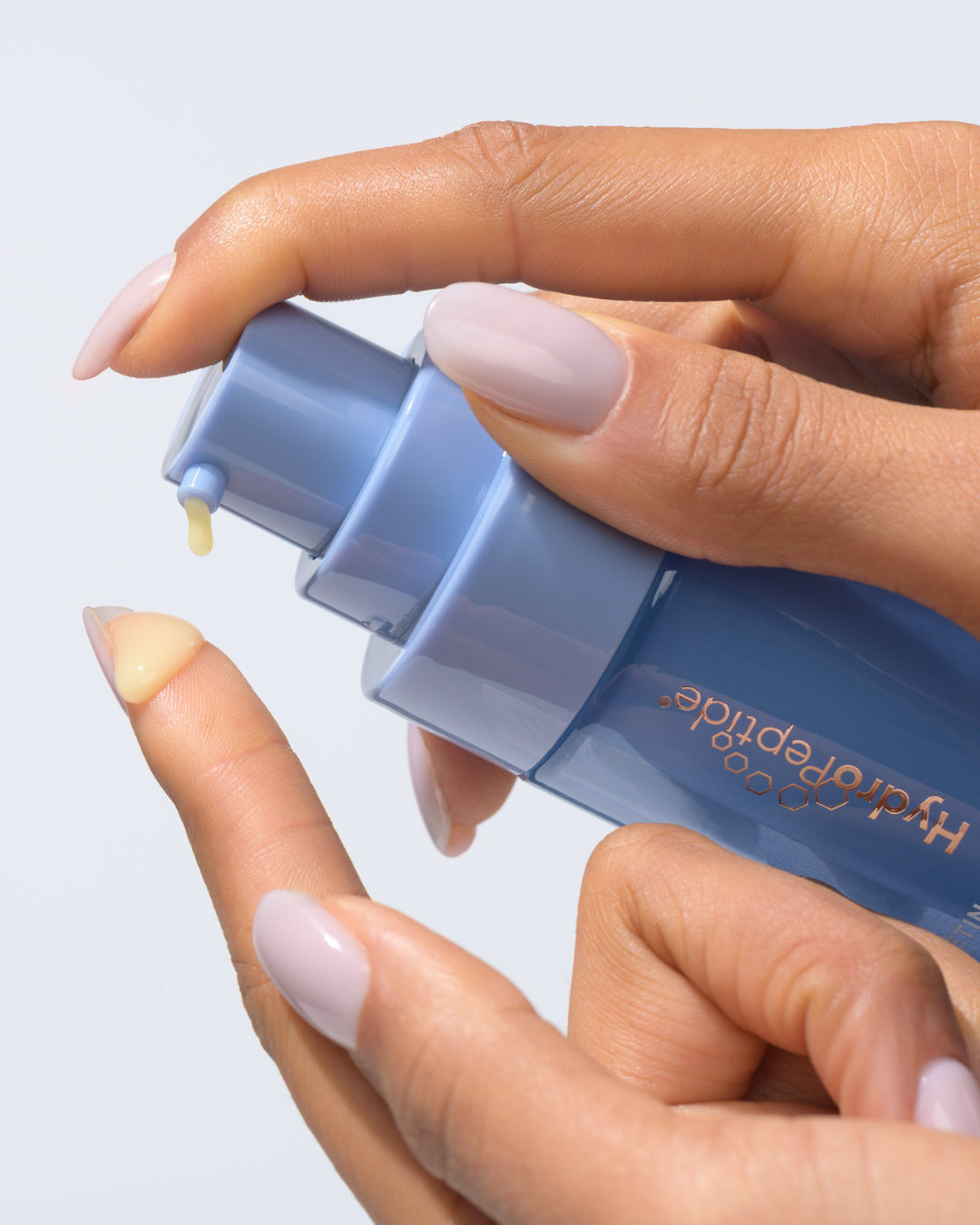 HYDROPEPTIDE RETINOL ROUTINE BOOSTER 
Retinolové sérum s patentovaným TRI RETINOL a CELLRenew-16 a kyselinou hyalúronovou na vrásky. Vypnutie pleti a stimulácia tvorbu kolagénu.<br>EXP 09/26 Zľava 20%