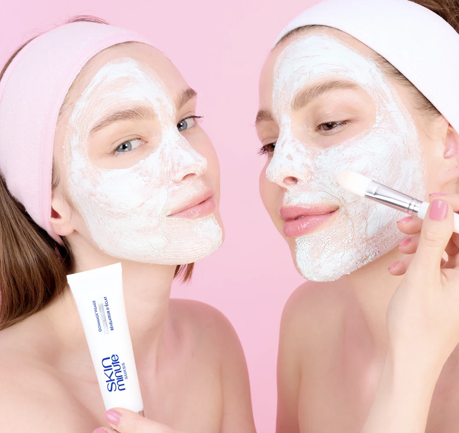 SKIN MINUTE GOMMAGE VISAGE PEEL-OFF SCRUB 
Pleťový peeling s vitamínom B<br>Exfoliačný bezrnný peeling s ružovým škrobom