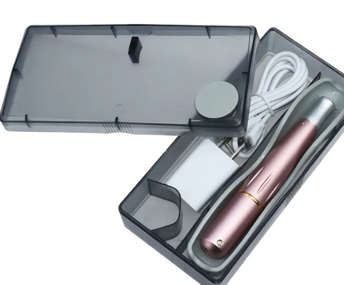 DERMAPEN H6 
Prístroj pre mikroihličkovú terapiu