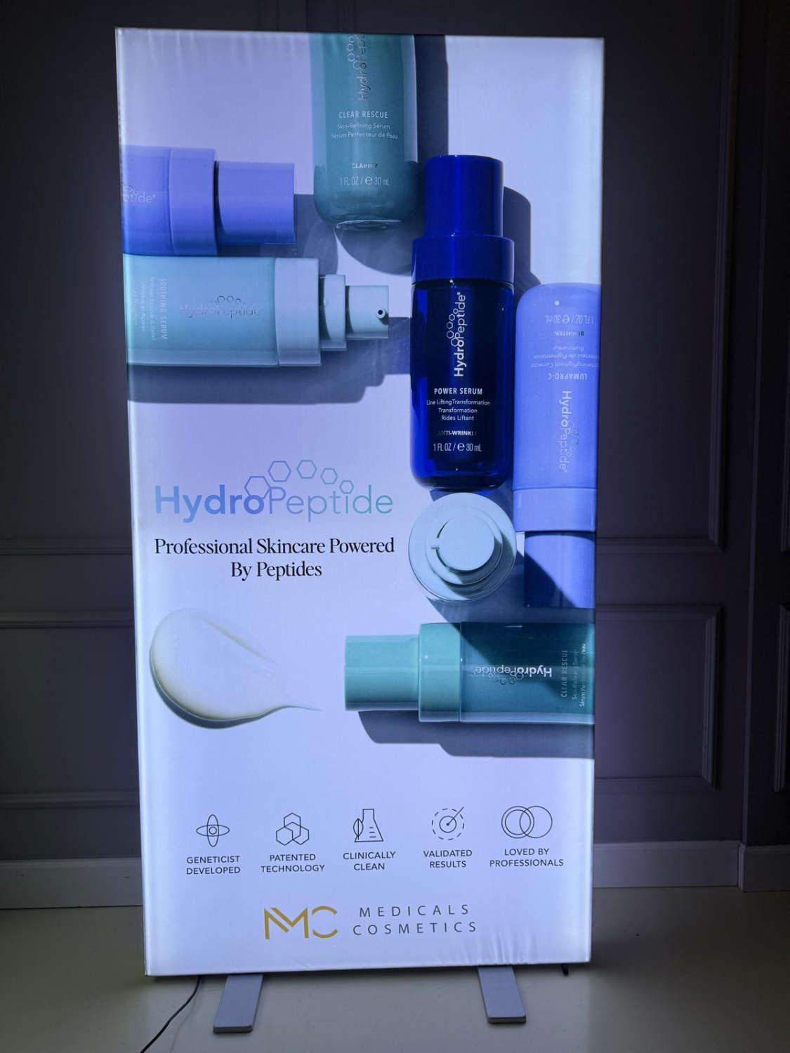 LED BANNER HYDROPEPTIDE 
Svetelný banner Hydropeptide