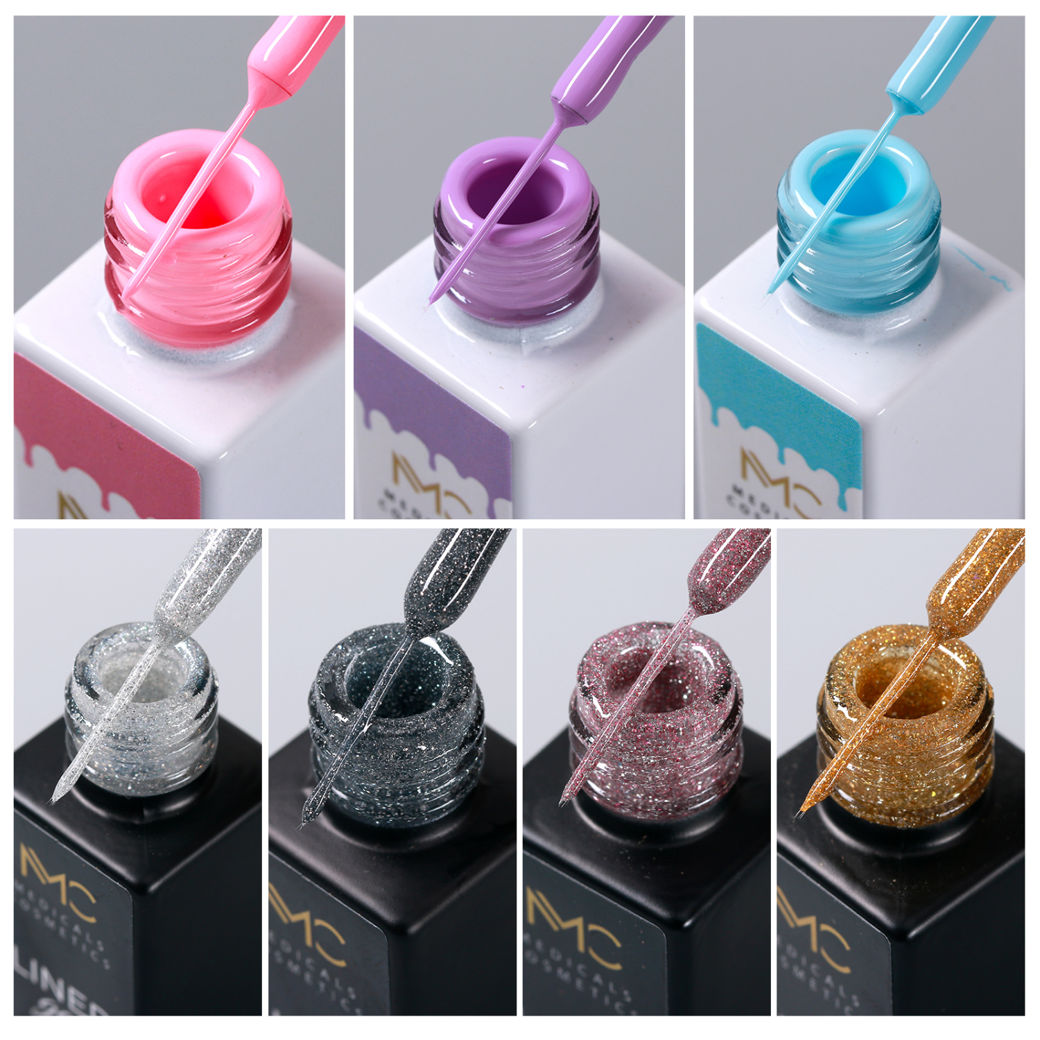 REFLECTIVE LINER GEL 02 - PROFESSIONAL MEDICALS COSMETICS - GOLD 
UV/LED gél na zdobenie nechtov s ultra jemnými reflexnými trblietkami v odtieni zlatej