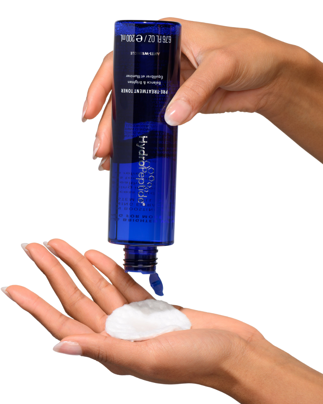 HYDROPEPTIDE PRE TREATMENT TONER 
Pleťový toner s kmeňovými bunkami, 6 peptidmi s vitamínom C, kyselinou hyalúronovou. Reštartuje a tonizuje pleť vďaka patentovaným peptidom a kyseline hyalúronovej.