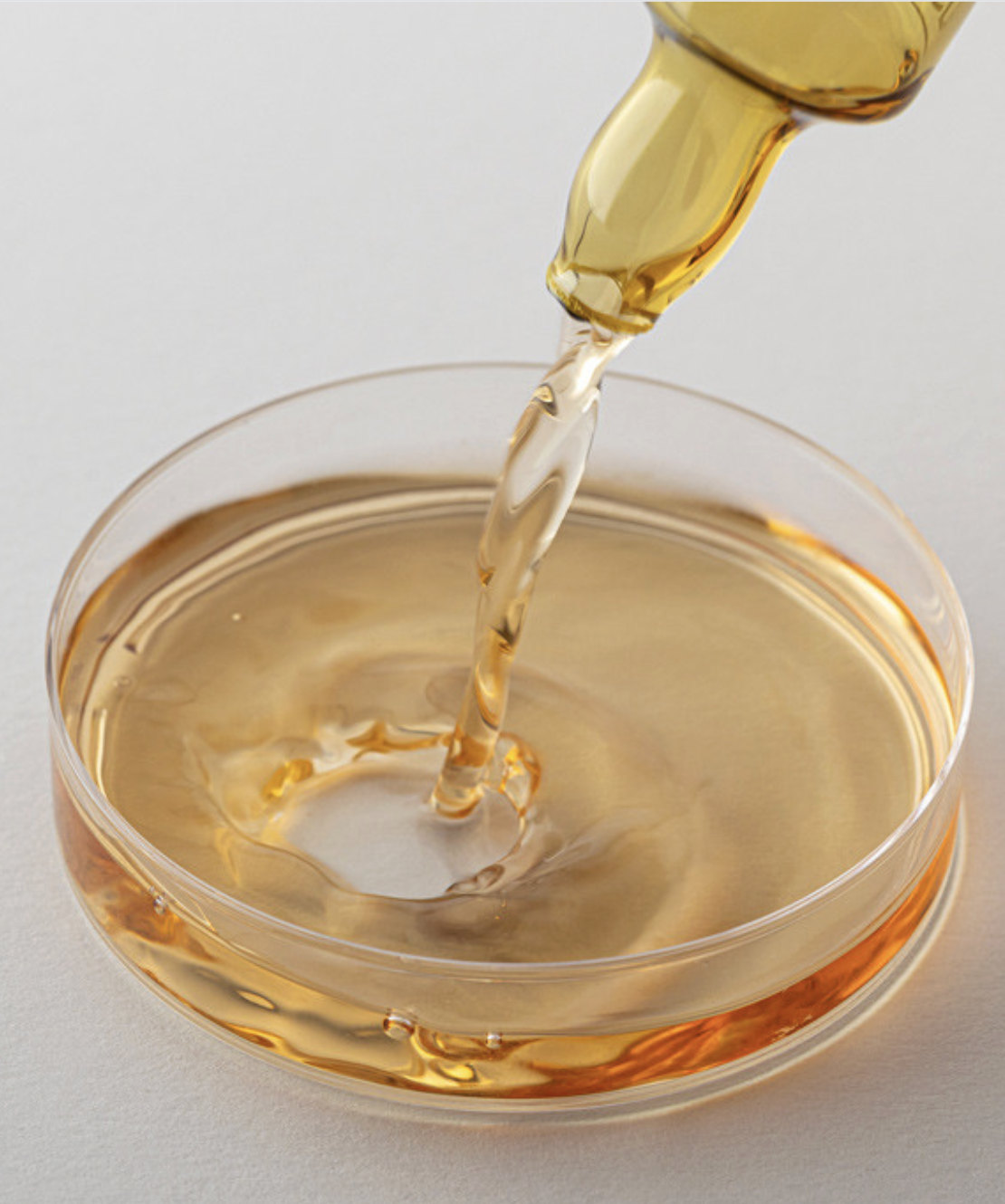DSD SIMONE DE LUXE FORTE LOTION 
3.4 DSD Ampulky proti vypadávaniu vlasov. Profesionálne vlasové hnojivo pre rast a obnovu vlasov.