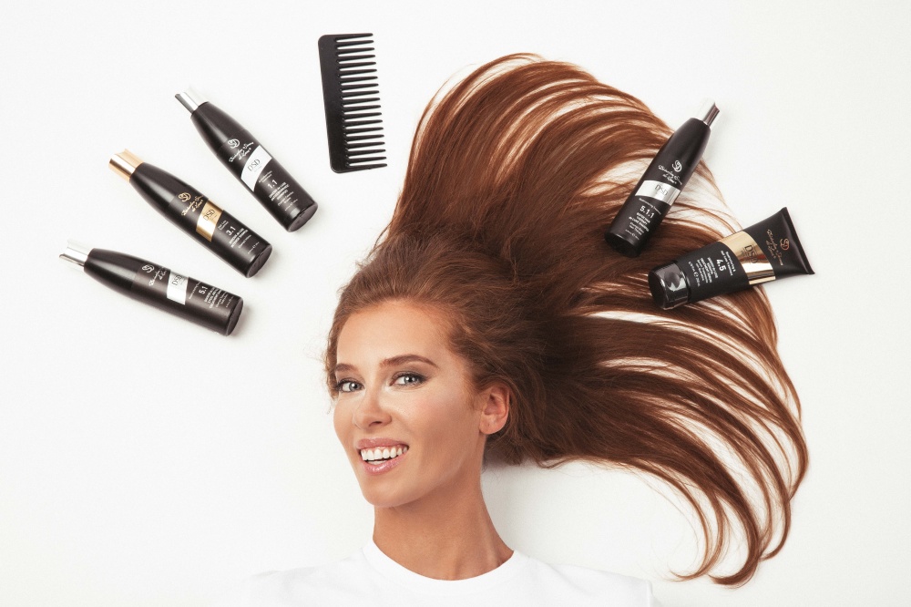 DSD SIMONE DE LUXE STEEL AND SILK MASK 
5.3 Maska na jemné vlasy a pre objem vlasov.