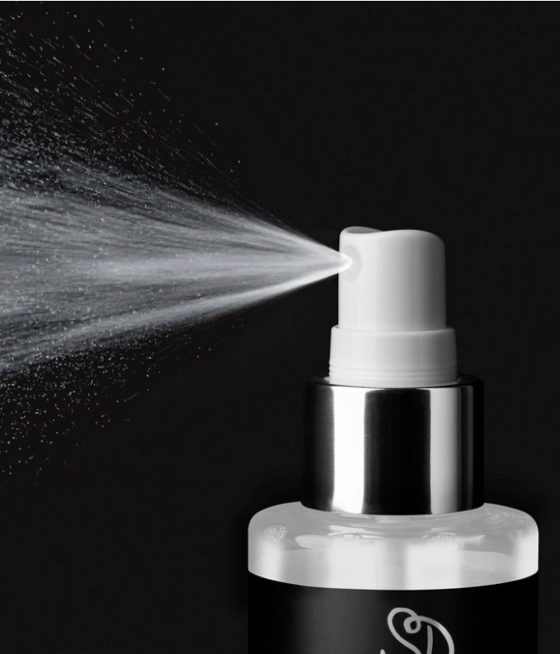 DIXIDOX DE LUXE STEEL SILK TREATMENT SPRAY 
5.5 Hydratačný ochranný sprej pre jemné vlasy s UV ochranou. Spevňuje, ochraňuje vlasy pred vysušovaním vlasov a končekov vlasov.