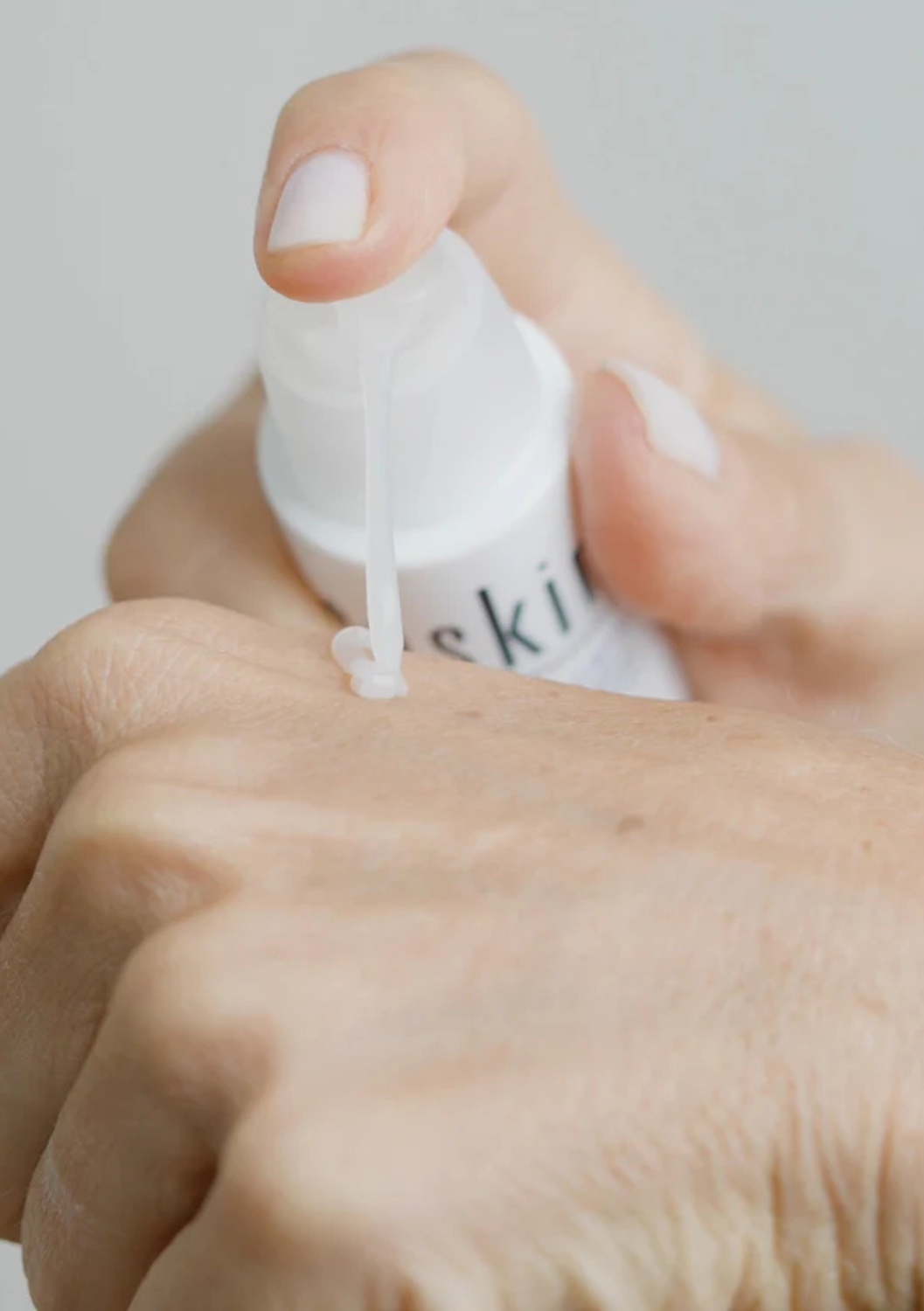 SOSKIN N-BTX VISIBLE EXPRESSION LINES CORRECTOR 
Sérum proti mimickým vráskam 30 ml.