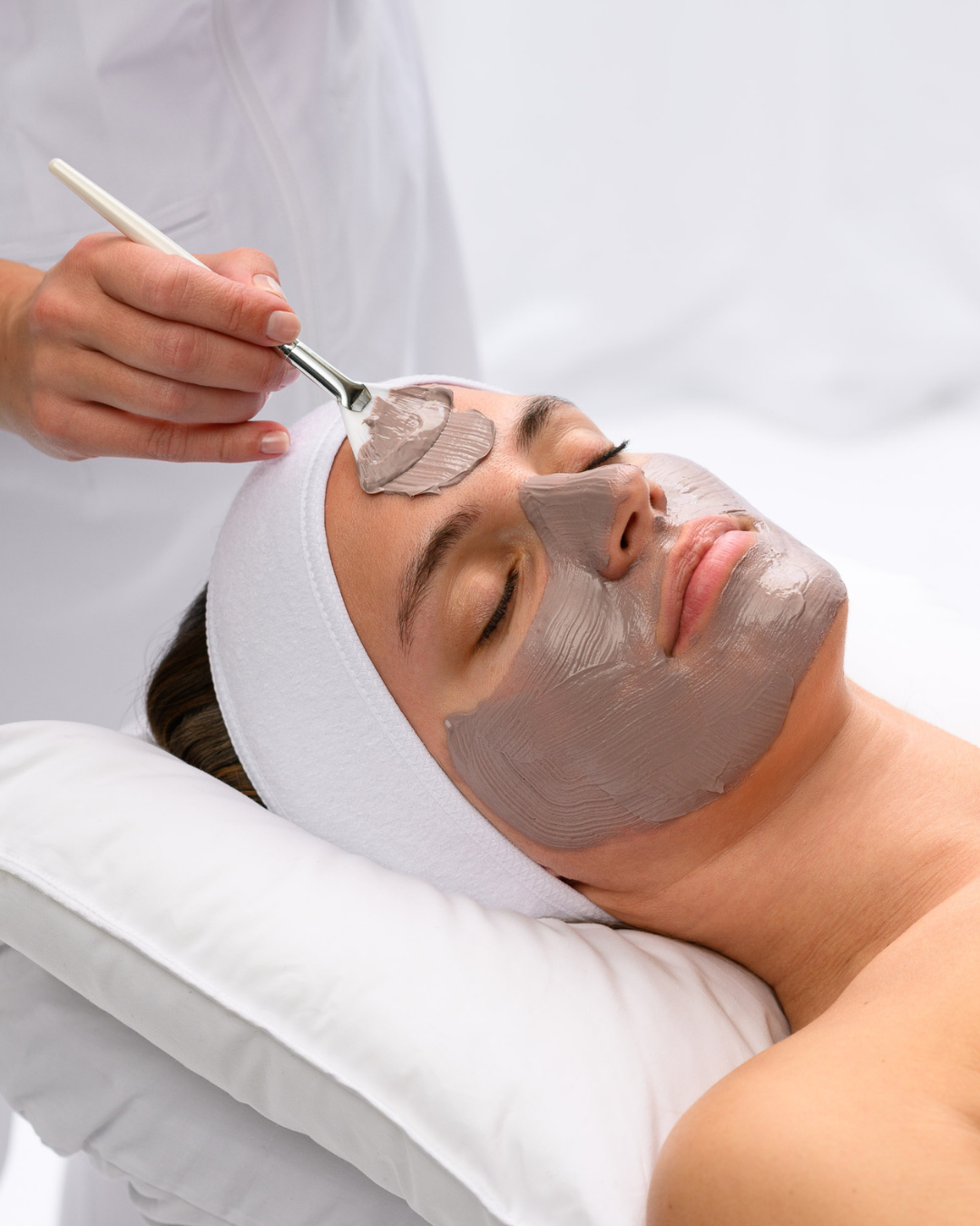 HYDROPEPTIDE REJUVENATING MASK 
Pleťová anti age hydratačná maska pre normálnu a citlivú pleť. Ukludnuje a vyživuje normálnu a citlivú pleť.